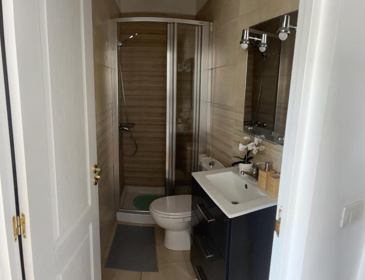 2 Bedroom Apartments Los Cristianos Beach Tenerife Tamaragua Arona  Eksteriør bilde