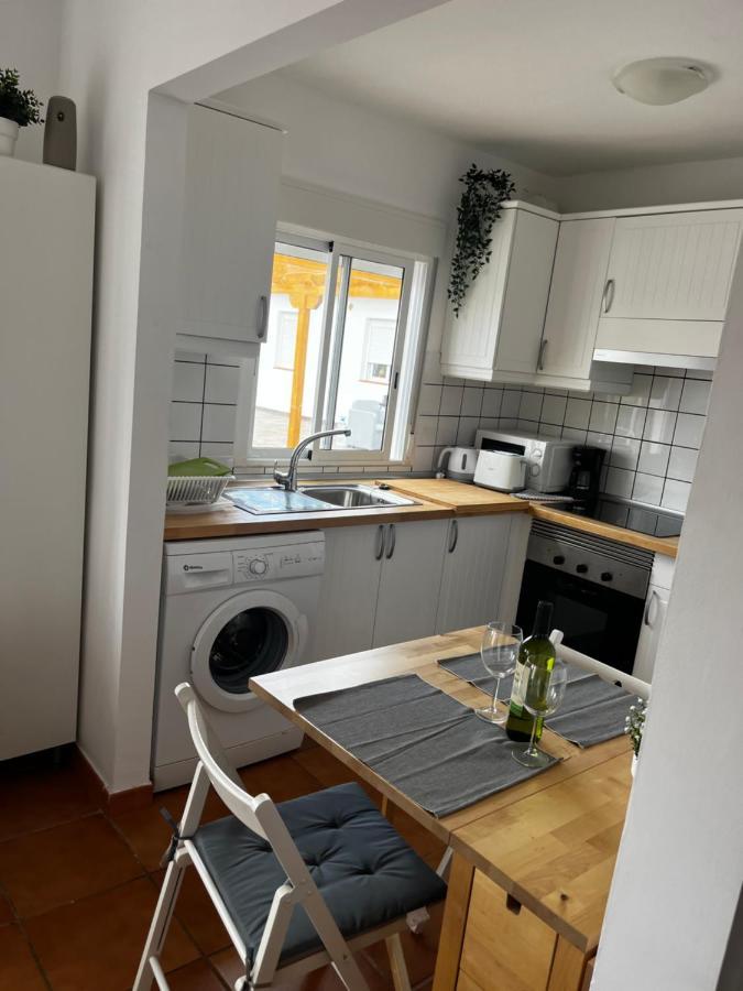 2 Bedroom Apartments Los Cristianos Beach Tenerife Tamaragua Arona  Eksteriør bilde