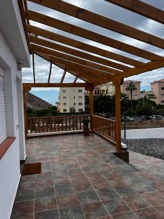 2 Bedroom Apartments Los Cristianos Beach Tenerife Tamaragua Arona  Eksteriør bilde