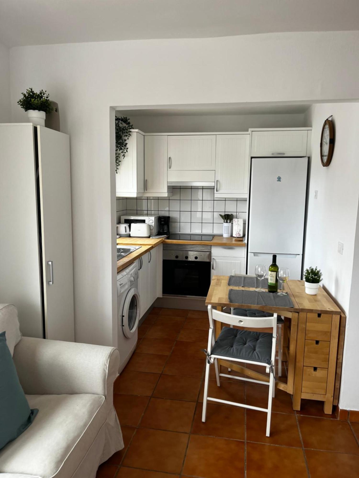 2 Bedroom Apartments Los Cristianos Beach Tenerife Tamaragua Arona  Eksteriør bilde