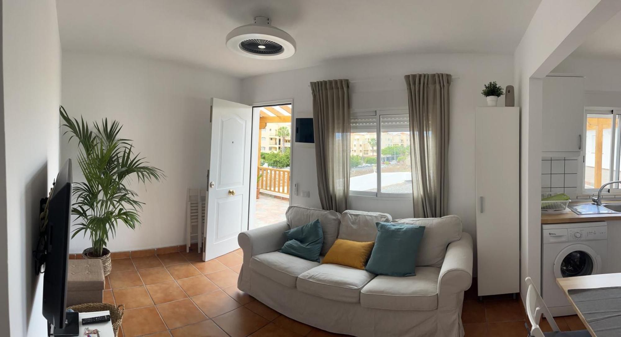 2 Bedroom Apartments Los Cristianos Beach Tenerife Tamaragua Arona  Eksteriør bilde
